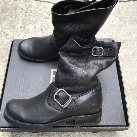 Frye Veronica Short Boot size 6 - Picture 5 of 10